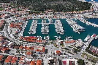 Türkiye’s tourism income totals $25.75 billion in first half