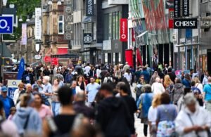 German jobless rate edges up in July