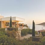 Now, restaurants choose the hotel