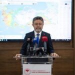 Most fires across Türkiye under control, minister says